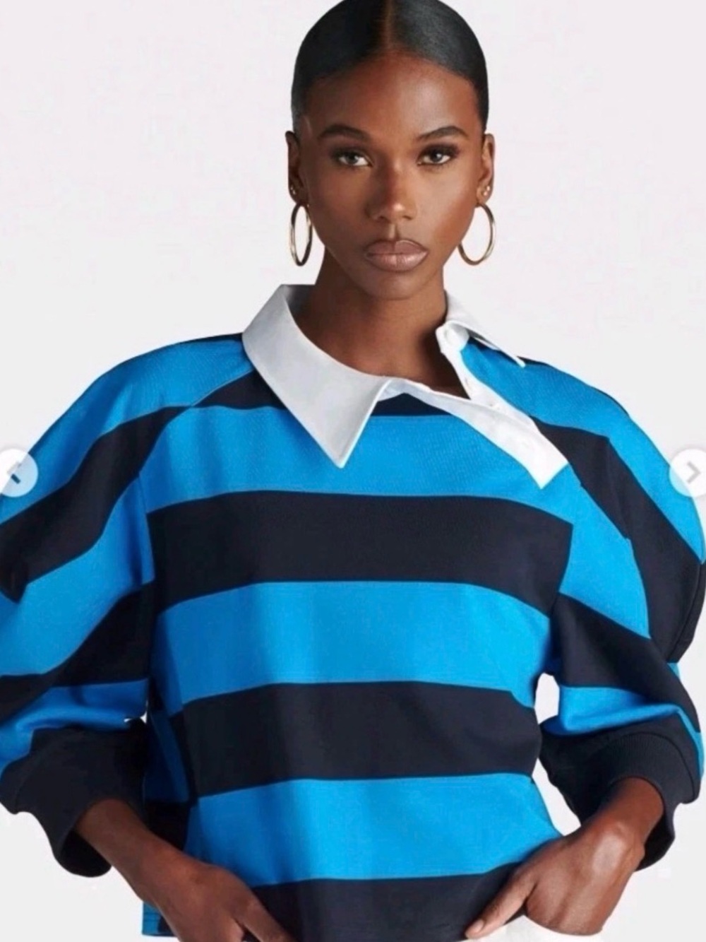 KBB by KAHLANA Blue and navy Striped crewneck White Collar